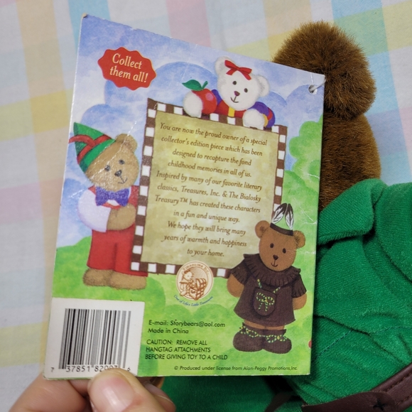Bialosky Treasury Storybook Bears Robin hood teddy bear with bow and arrow - Picture 3 of 10